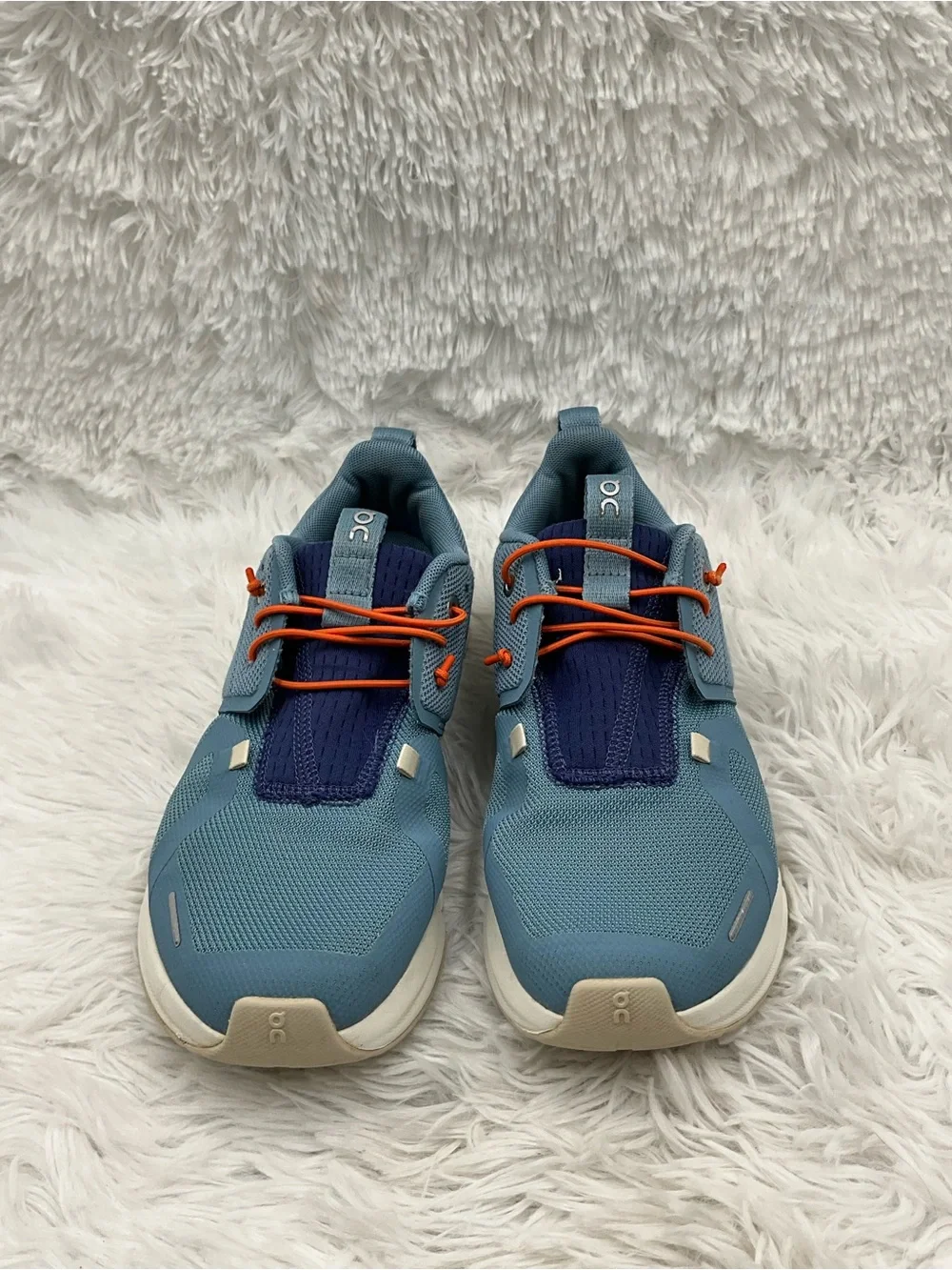 OC On Cloud Sneakers Size Y5 Unisex Blue w/ Orange Laces Running Shoe Swiss Eng.